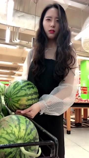 瓜姐吃瓜爆料是真的吗,真相揭秘，是真是假一探究竟